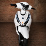 Why Electric Two-Wheelers Are Winning India’s Daily Commute